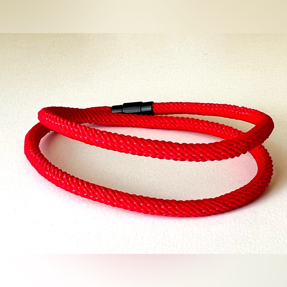 Red Rope Braided Bracelet with Magnetic Buckle